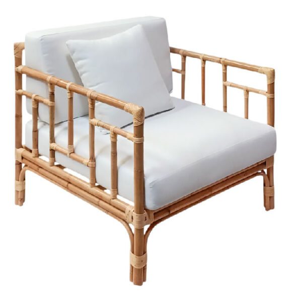 Armchair AMIRA