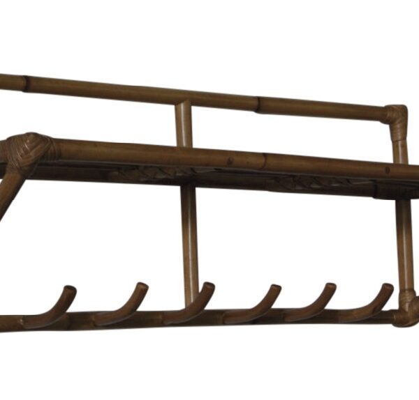 Hanging towel rack