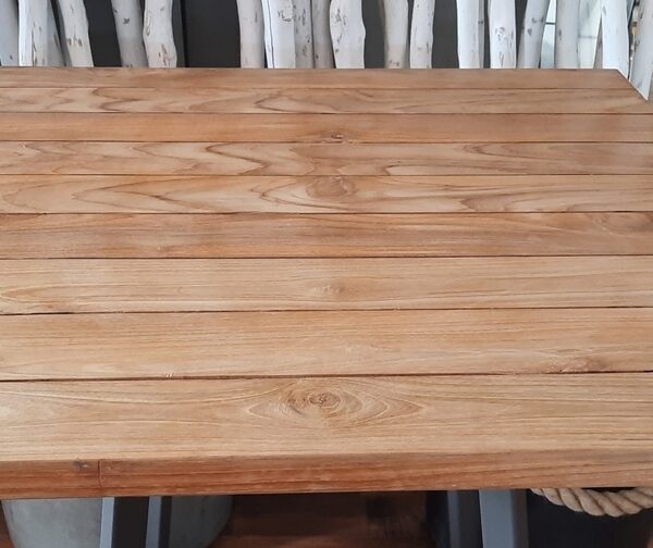 Top for dinner table